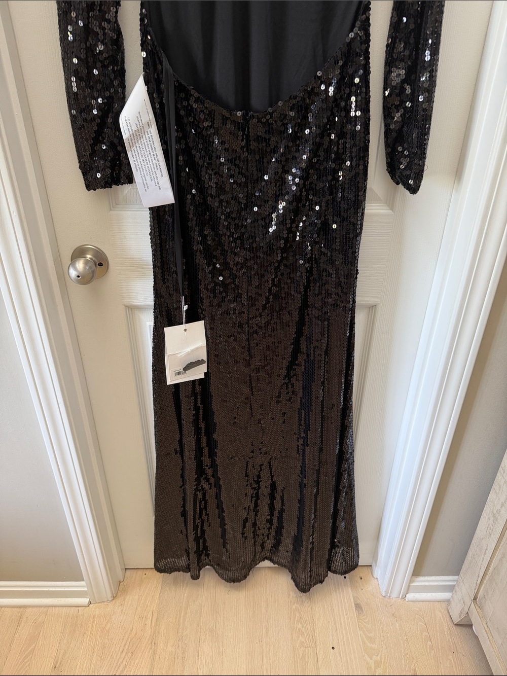 Mac Duggal Black Full-Length Sequin Long Sleeve Gown - Picture 15 of 16